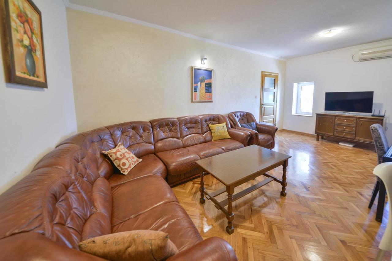 Disney Apartments Будва Екстериор снимка