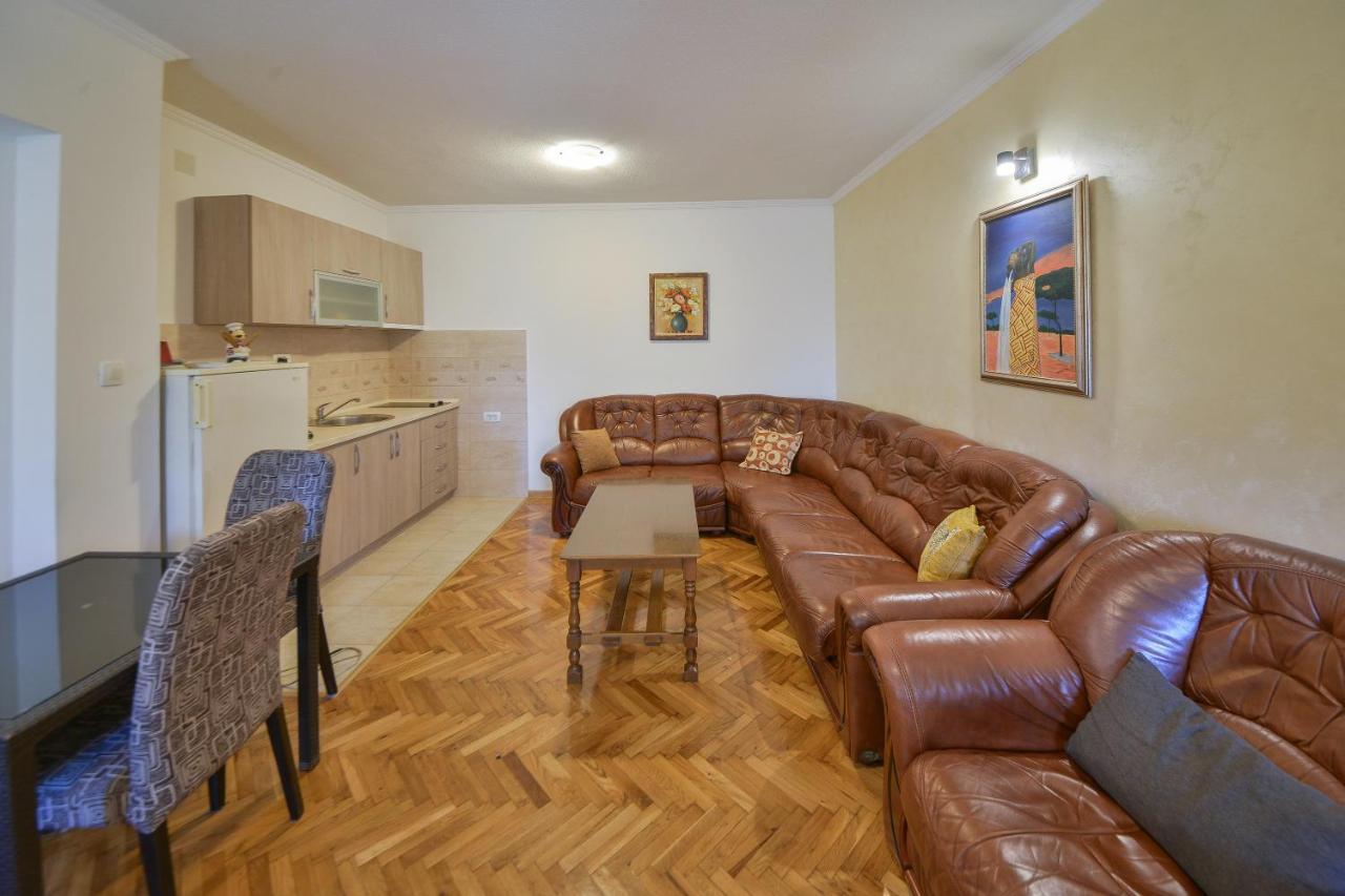 Disney Apartments Будва Екстериор снимка