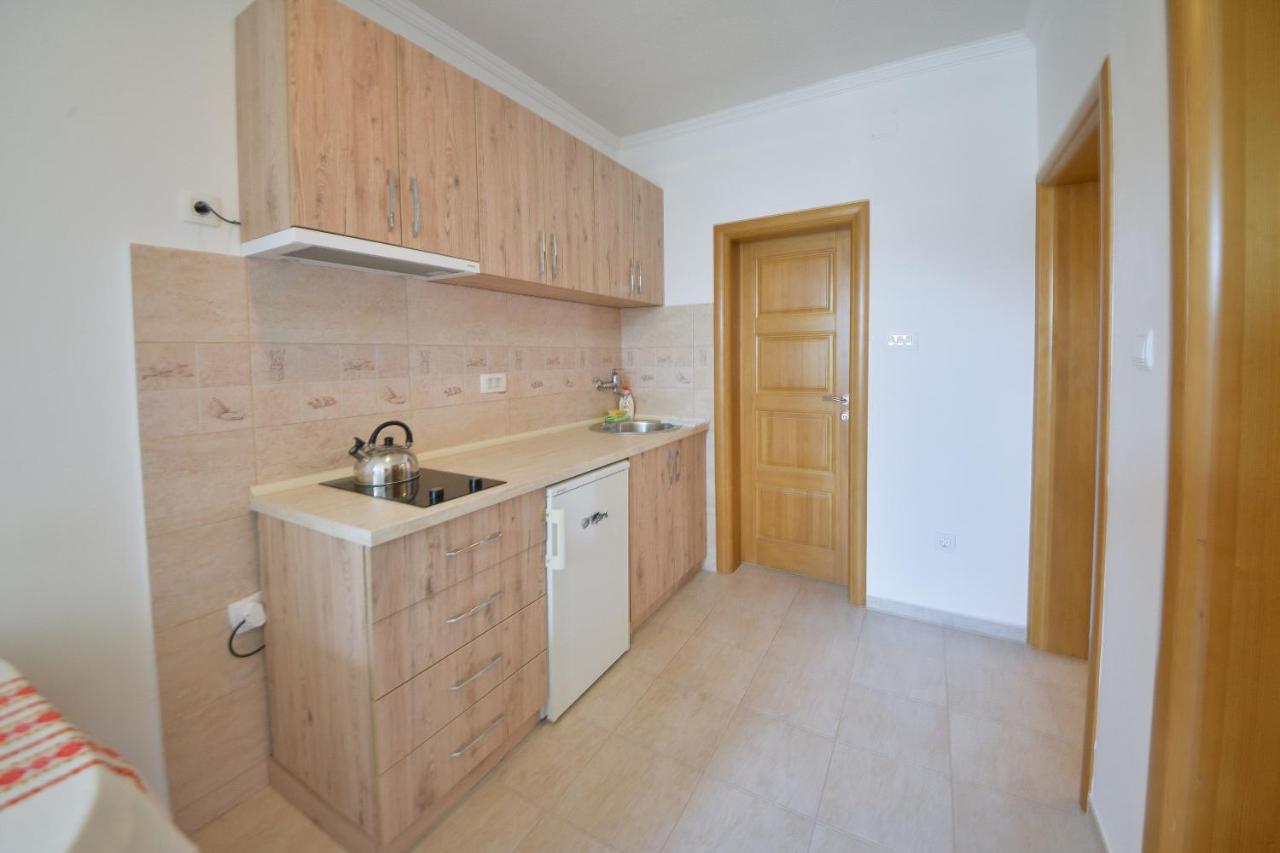Disney Apartments Будва Екстериор снимка
