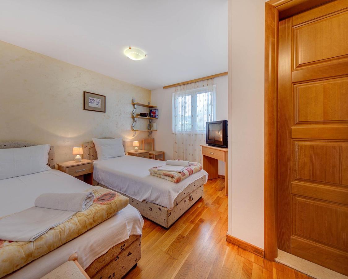 Disney Apartments Будва Екстериор снимка