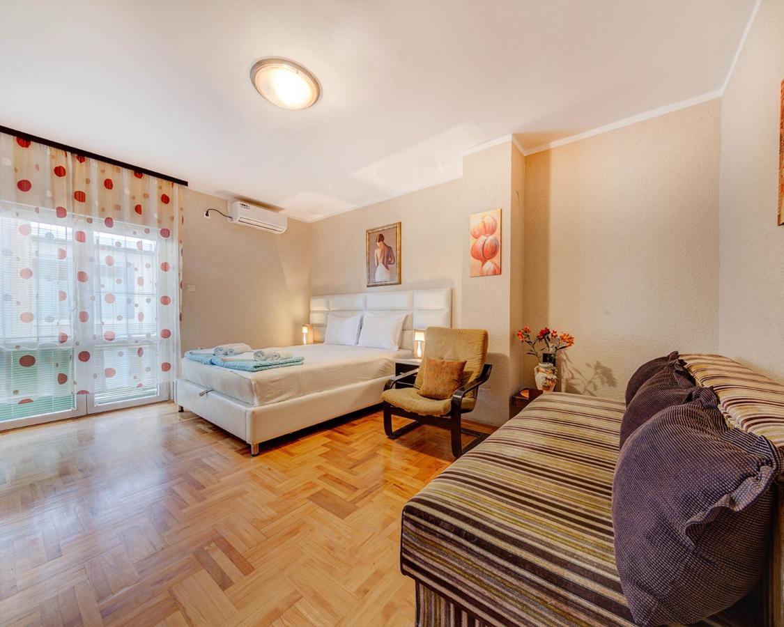 Disney Apartments Будва Екстериор снимка