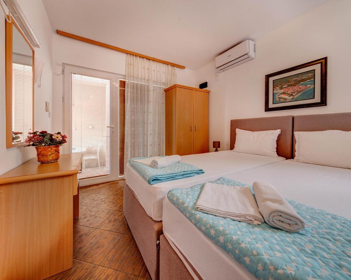 Disney Apartments Будва Екстериор снимка