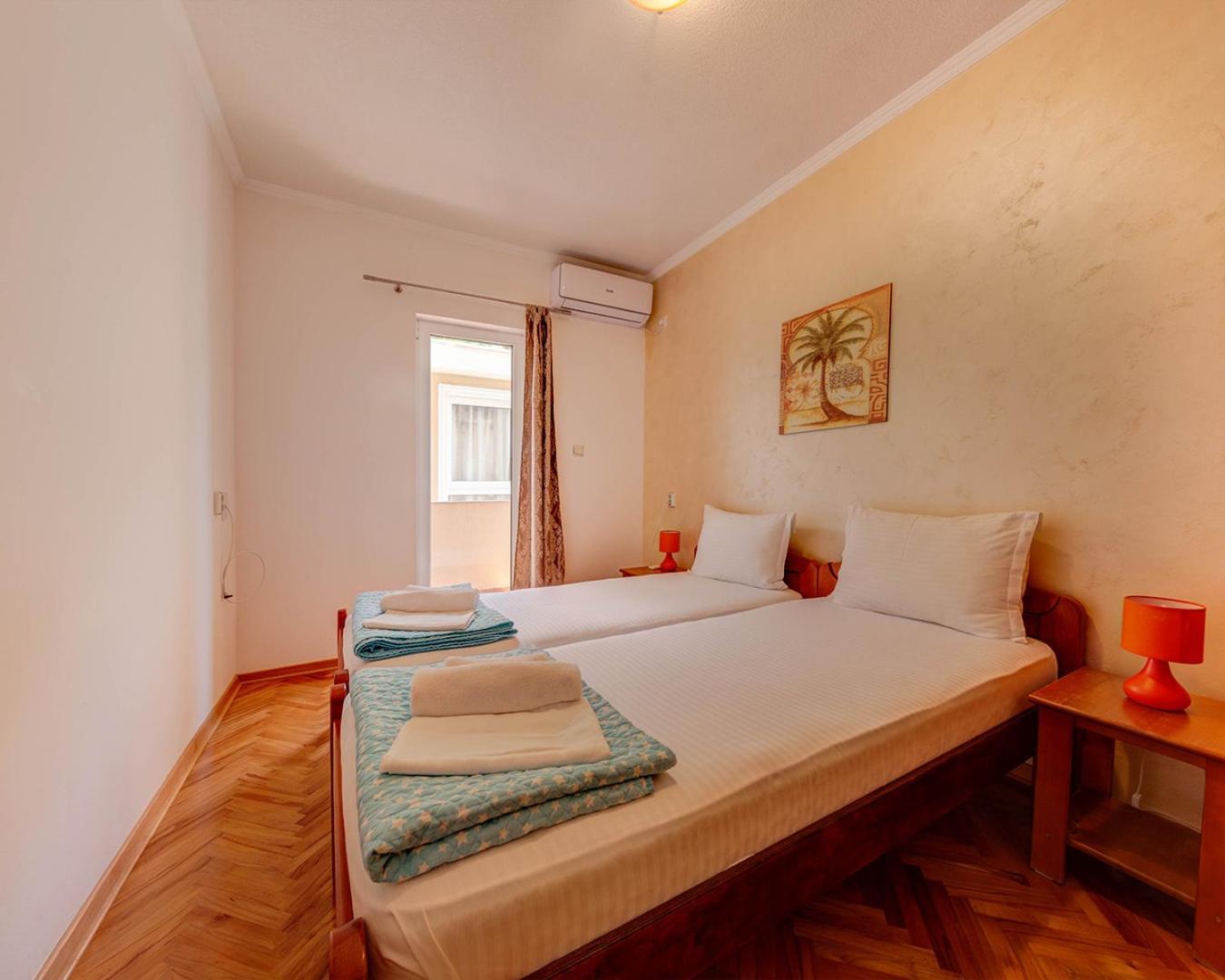 Disney Apartments Будва Екстериор снимка